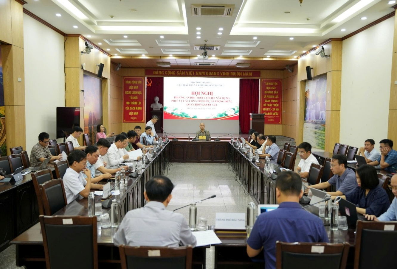Cục Địa chất và Khoáng sản Việt Nam tổ chức hội nghị lấy ý kiến 10 tỉnh phía Bắc về phương án điều phối vật liệu xây dựng phục vụ các dự án trọng điểm quốc gia